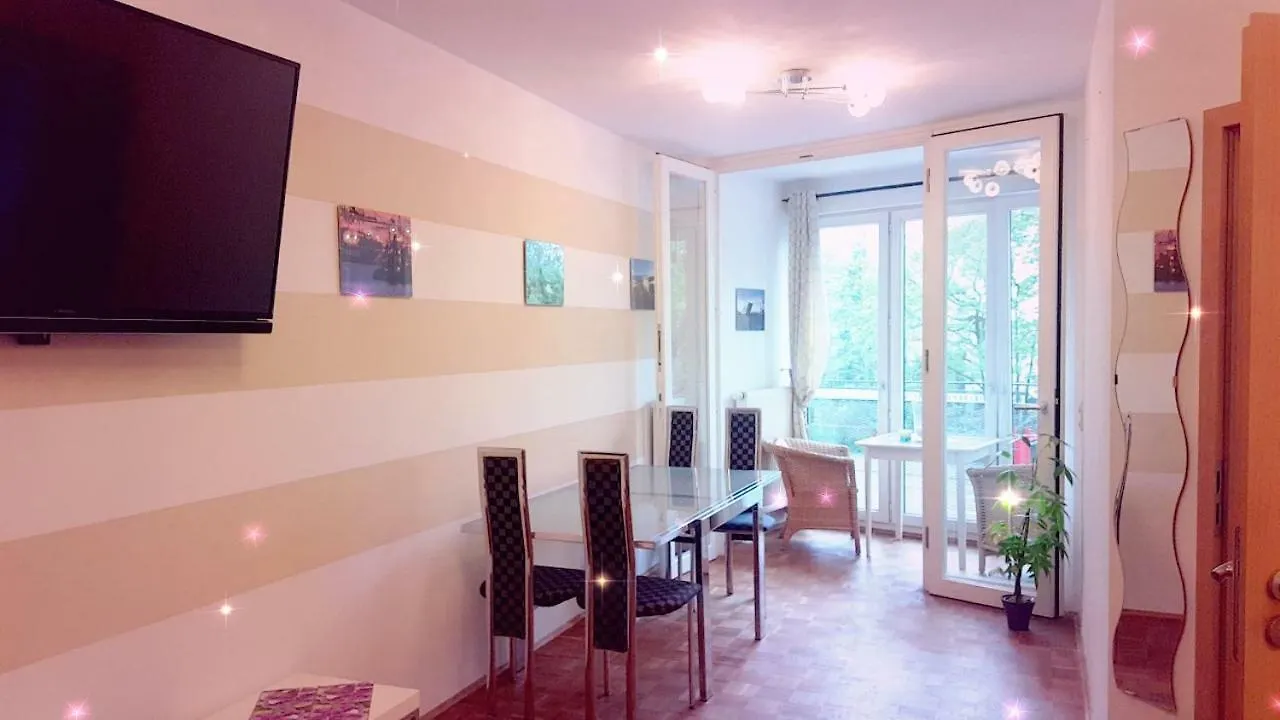 Modernes Apartment Am Hofweg Hamburg